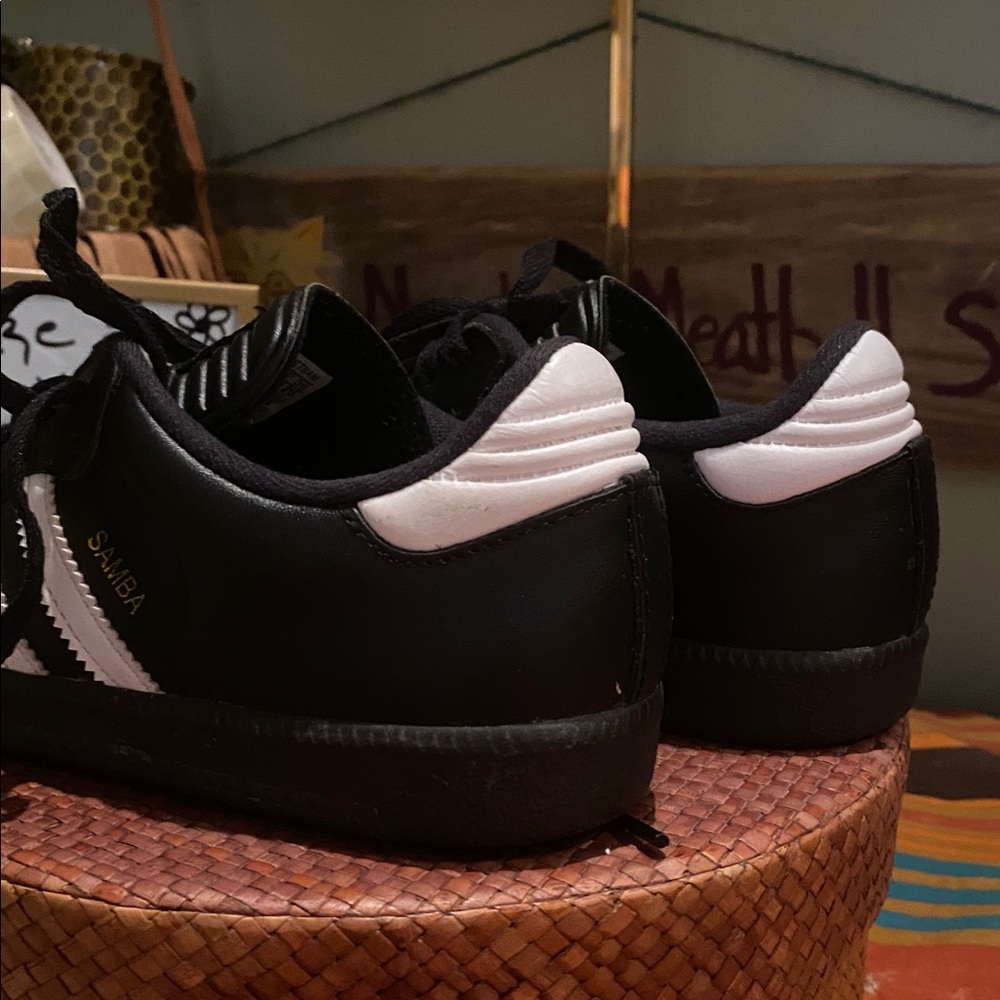 Adidas Samba Classic Leather Streetwear Sneakers Shoes Soccer Size 3.5 - Picture 8 of 12